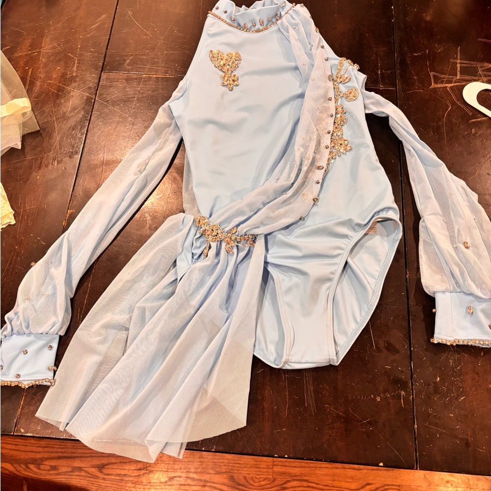 Elegant Light Blue Dance Costume with Gold Accents